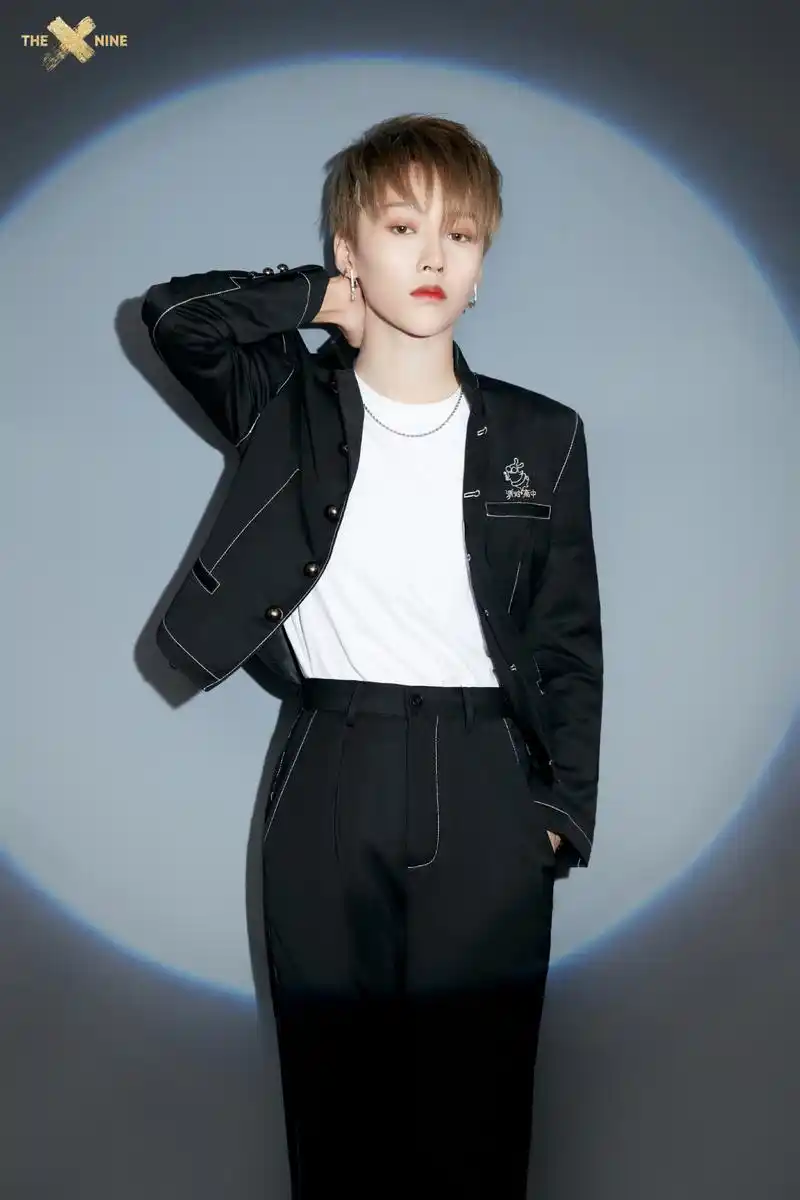 明星写真美图|刘雨昕