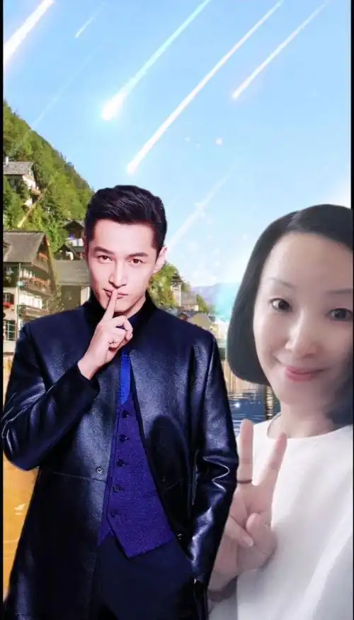 跟风#智能抠像与明星合拍#愿我们的生活像一本书,封面漂亮,内容精彩