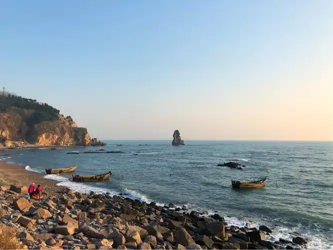 日出海上——青岛石老人观日出