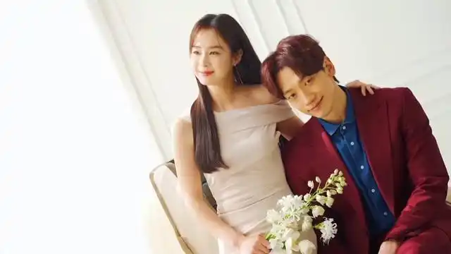 美女金泰熙和老公rain合体营业甜度满满