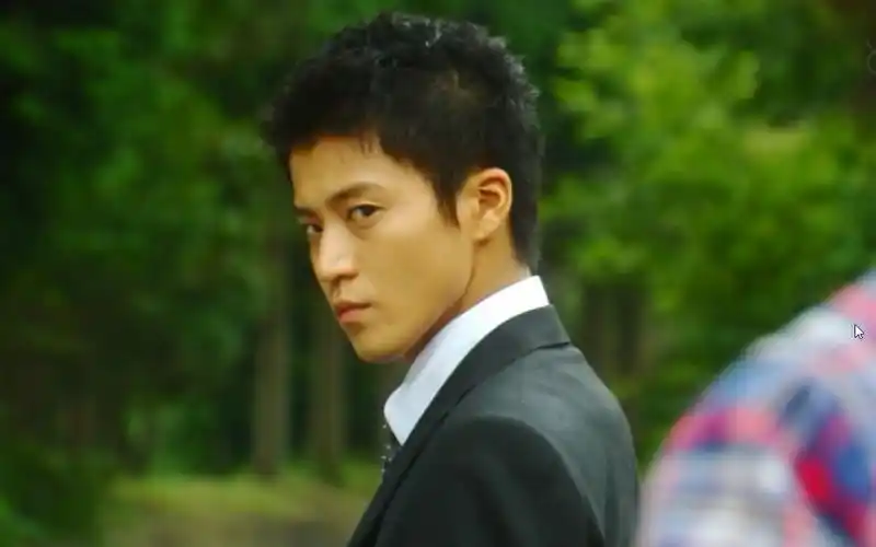 活动  东京狗 男神西装暴徒简直狂拽酷