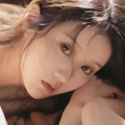 高冷女生头像迷人 高清好看的性感撩人高冷女头真人图片_女生头像_头