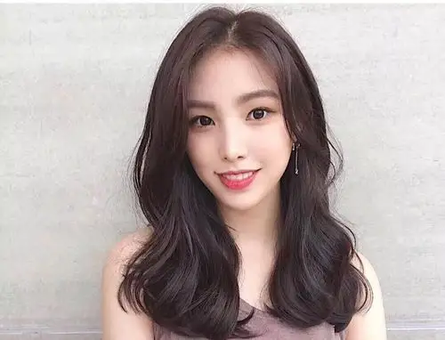 神颜气垫烫年度最显气质