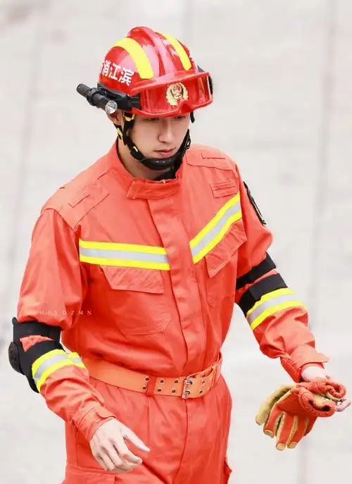 黄景瑜林陆骁##黄景瑜他从火光中走来