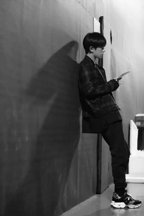 易烊千玺超话小北时期的易烊千玺.#易烊千玺少年的你