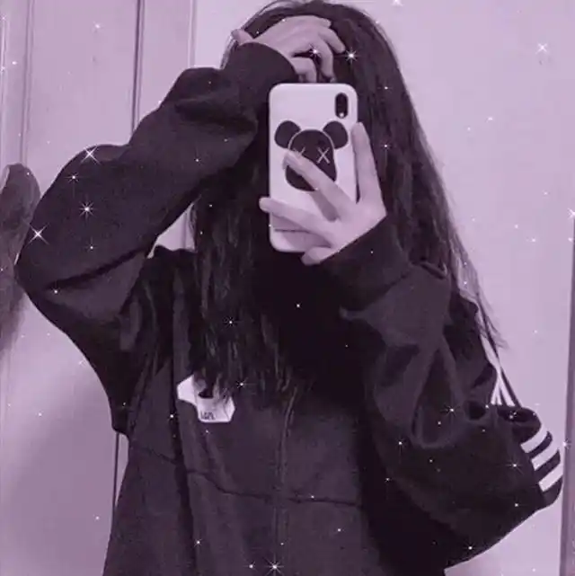 手机控可爱女生头像