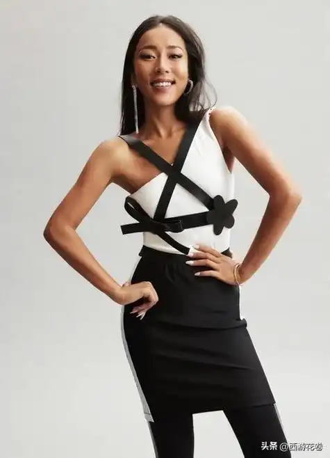 吉克隽逸——中国内地彝族流行乐女歌手