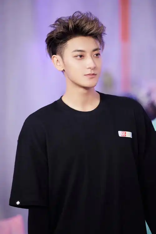 黄子韬萌探探探案3