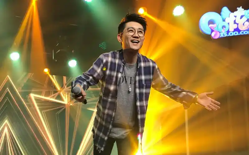 【金志文】哭给你听 - 第一次去看文儿的现场 文儿唱现场燃爆了 唱的