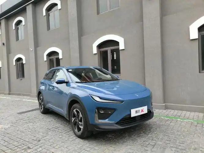 哪吒 x 是哪吒汽车推出的一款全新纯电 suv,售价10万左右,引起了广泛