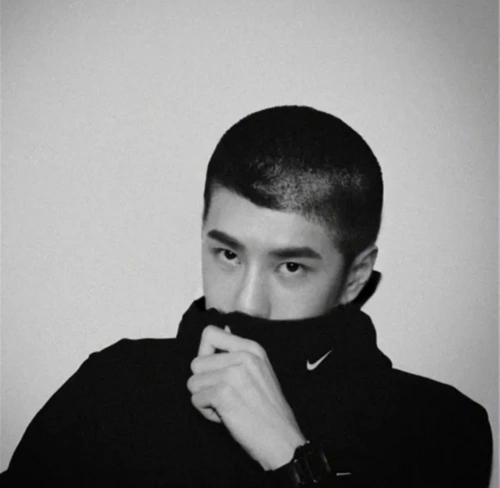 男明星寸头有多帅气,鹿晗俊秀,张艺兴帅气,看到他:不愧是酷盖