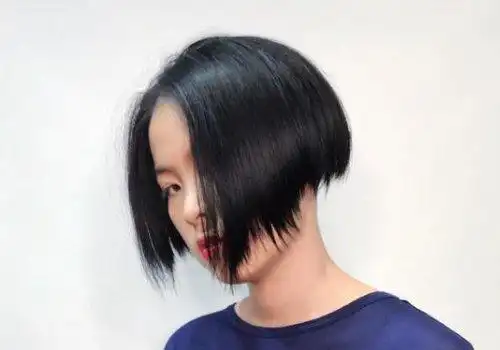 女生剃高位波波头才够时髦帅气 中年女士最新波波头短发造型_发型造型