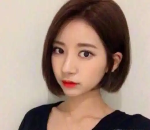 无刘海短发图片