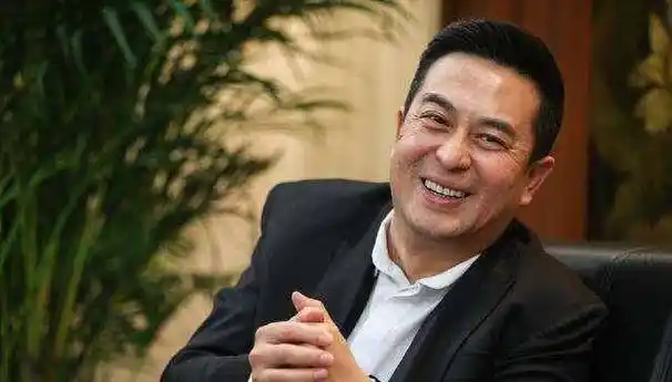 《蜗居》,《浮沉》,《一仆二主》,《白鹿原》,《美好生活》等等,每一