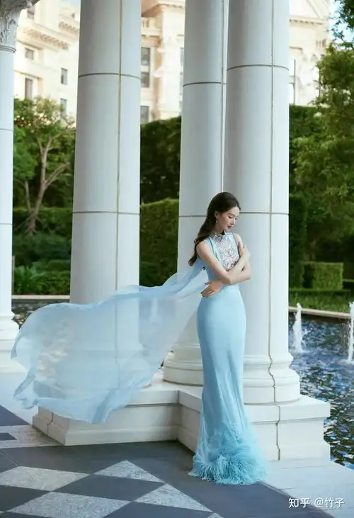 如何评价金晨的颜值? - 知乎