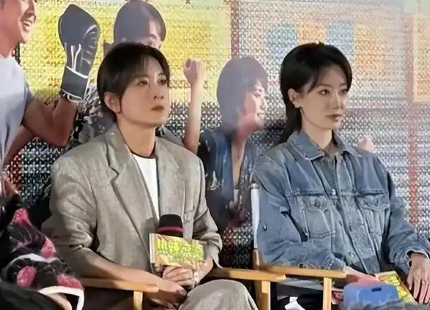 瘦百斤后的贾玲算不算大美女,看看她和张小斐谢楠的合照就知道了