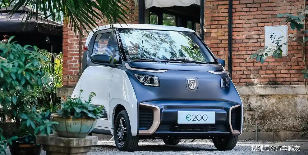 国民宝骏,加量不加价 宝骏e100/200发布305km续航版本