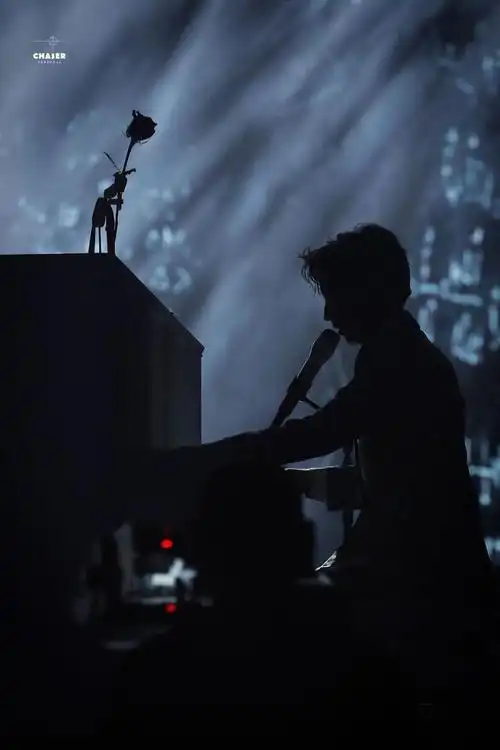 王俊凯剪影小合集,黑暗也遮盖不了你的光芒