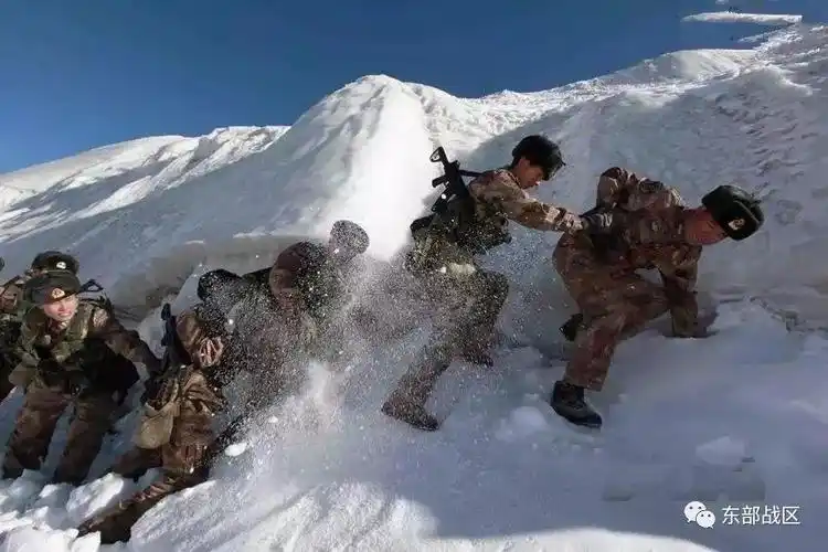 关于军人跨年的说说配图「霸气」 _qq说说网