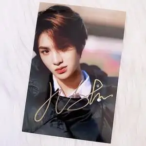 黄明昊亲笔签名照片时尚周边包邮 justin签名