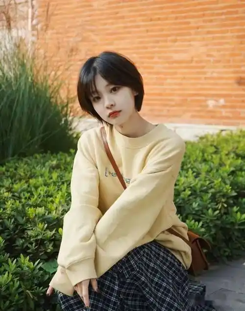 "短发少年感",显嫩又耐看._发型_中国_形象