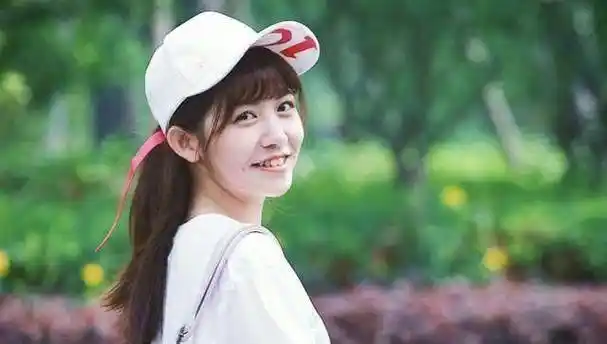 《创造101》赖美云颜值那么高,腿却是大写加粗?_舞台_节目_身材