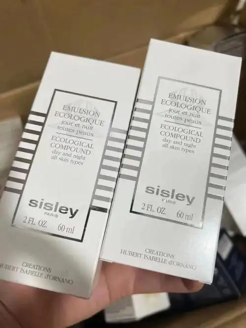 好用的乳液  #sisley  ##希思黎全能乳