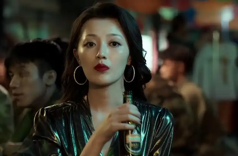 从请叫我总监到冰雨火换脸式演技出圈王秀竹火了