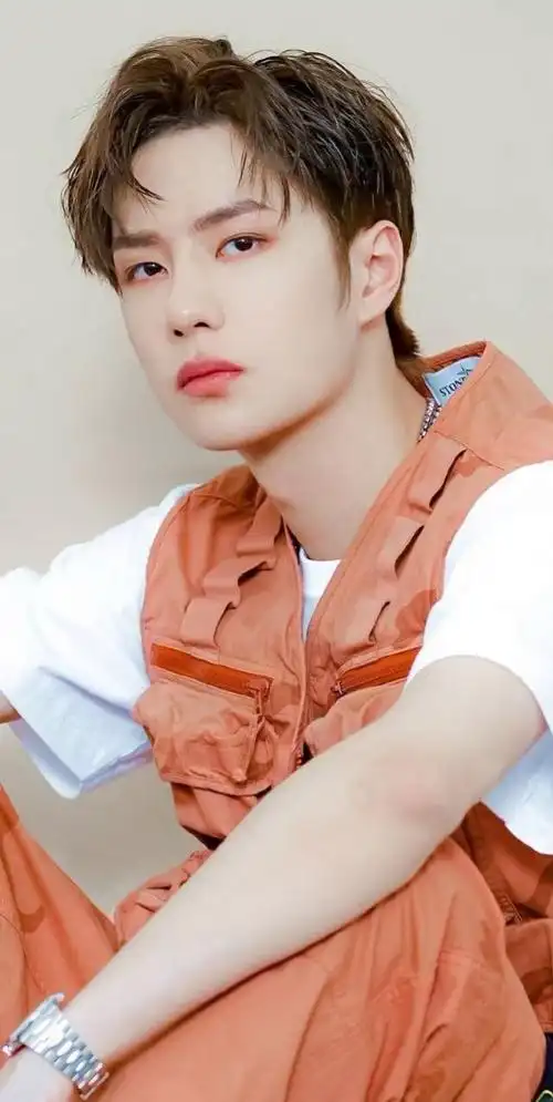 王一博照片文案语录