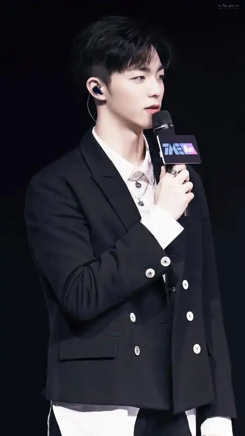 黑色系陈立农 - 堆糖,美图壁纸兴趣社区