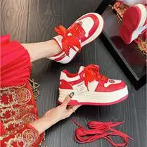 aj女鞋婚鞋黑白熊猫酒红结婚正版aj1空军一号低帮红色休闲板鞋女