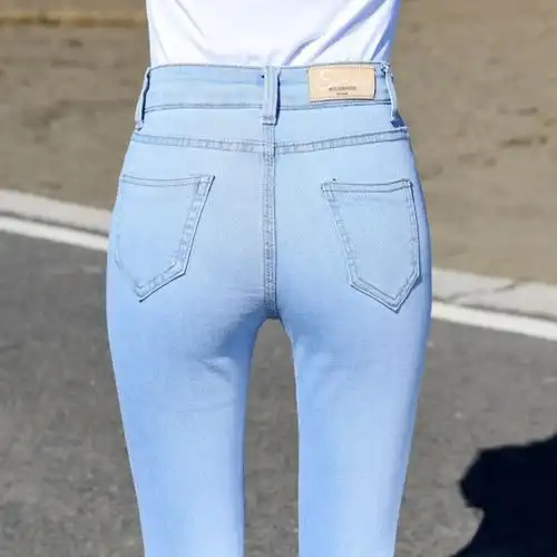 2021高腰小脚九分紧身弹力年春夏天牛仔裤浅蓝色动漫服装
