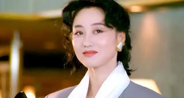 倾国倾城利智成龙和赌王都为其倾倒年轻时她究竟有多惊艳