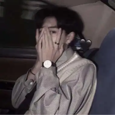 遮半边脸的男生头像 高清遮住脸的男生头像图片 - 男生头像 - 潮人