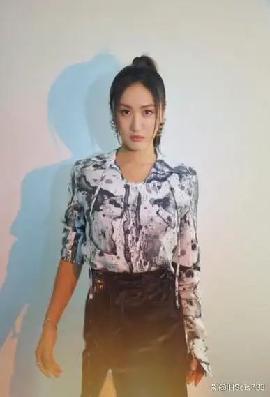 实力歌手陈粒的经纪人