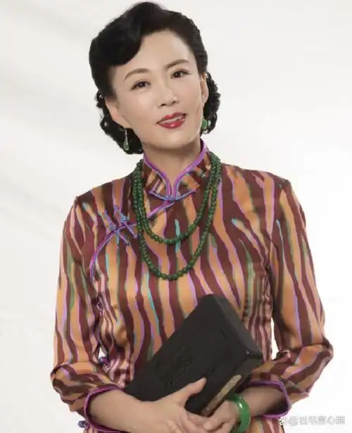 马丽,1966年3月15日出生于北京,毕业于中央戏剧学院,中国国家话剧院