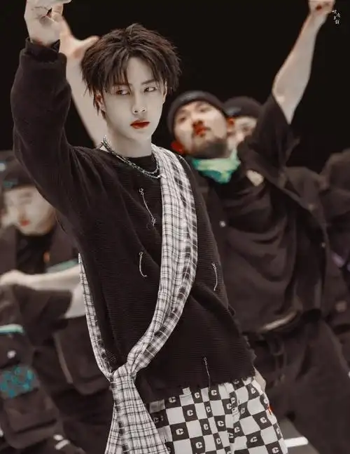 街舞4队长微电影预告##王一博swag挑眉杀