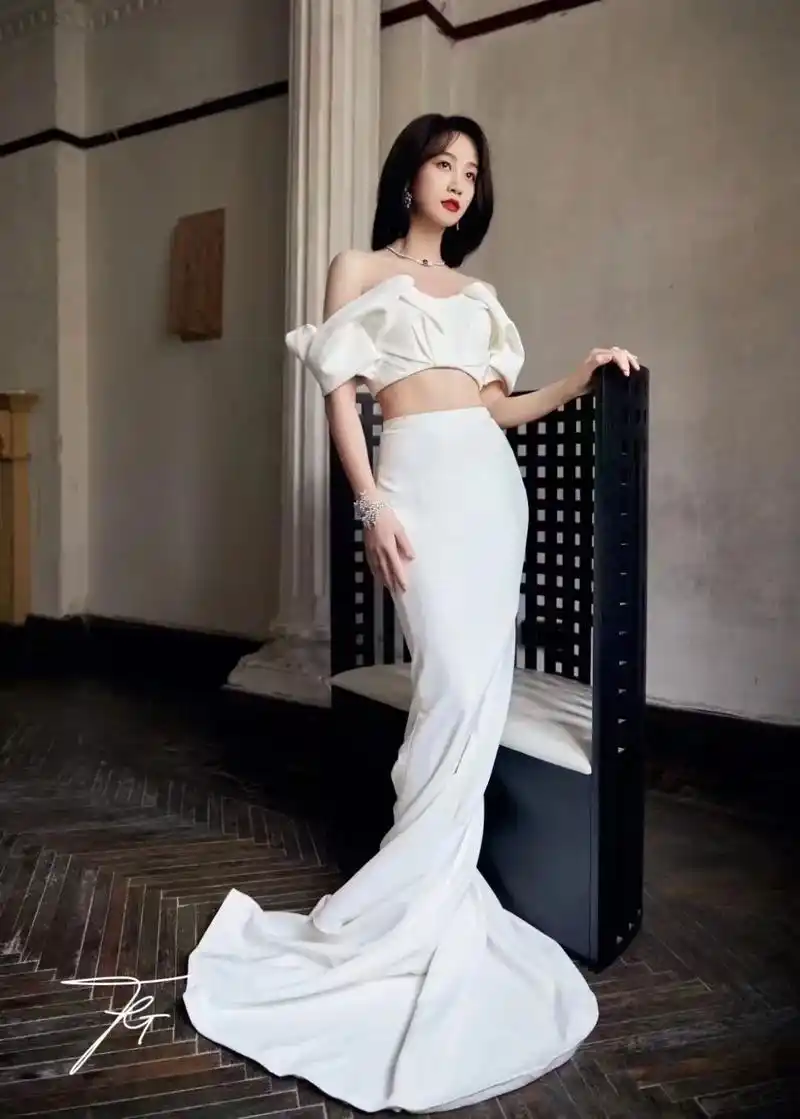 来认领啦6015蓝盈莹同款礼服9999.演员#蓝盈莹 in jg - 抖音