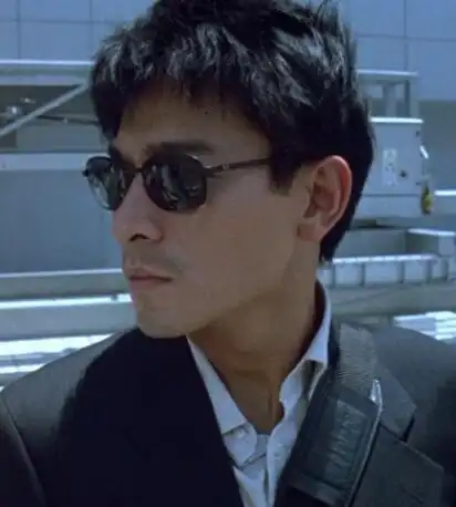 图刘德华暗战照片显帅气回忆72小时惊险故事