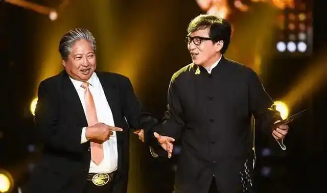 成龙的大哥洪金宝,在林正英葬礼上发火!