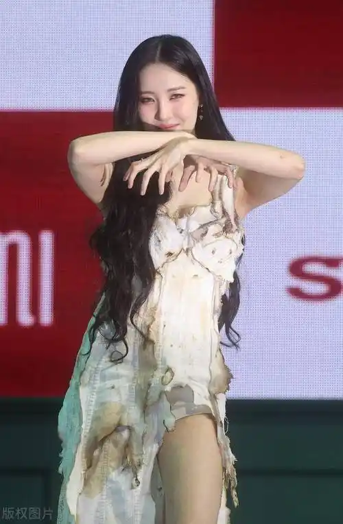 宣美这身材,这才是尤物啊!