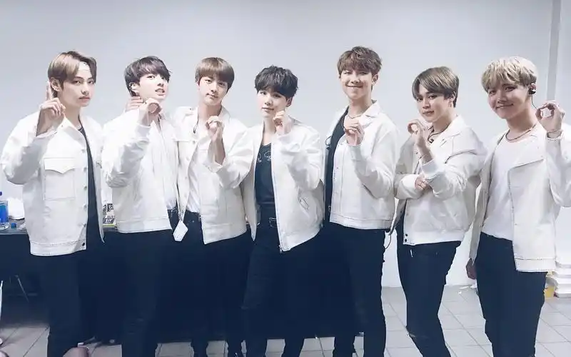 【防弹少年团】【septangle】在暗黑中挣扎成长的少年们