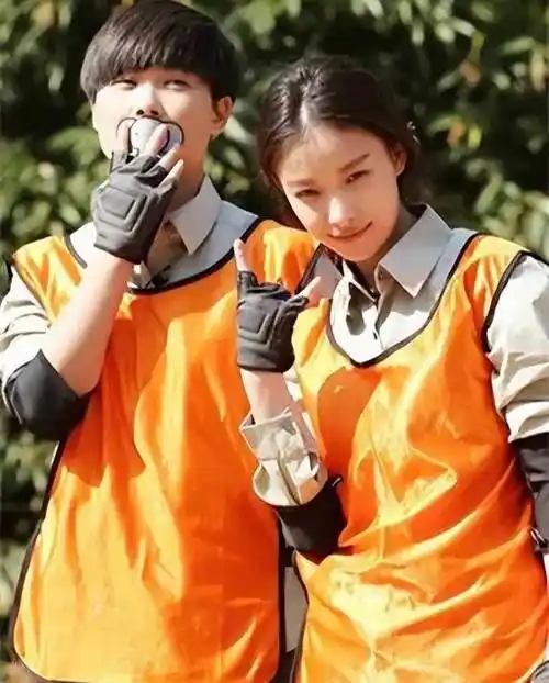 那么,倪妮与李宇春是如何建立深厚友谊的呢?