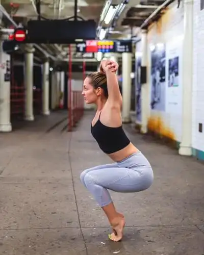 热爱健身的吴姑娘,自信独立严格要求自己,正能量少女心满满