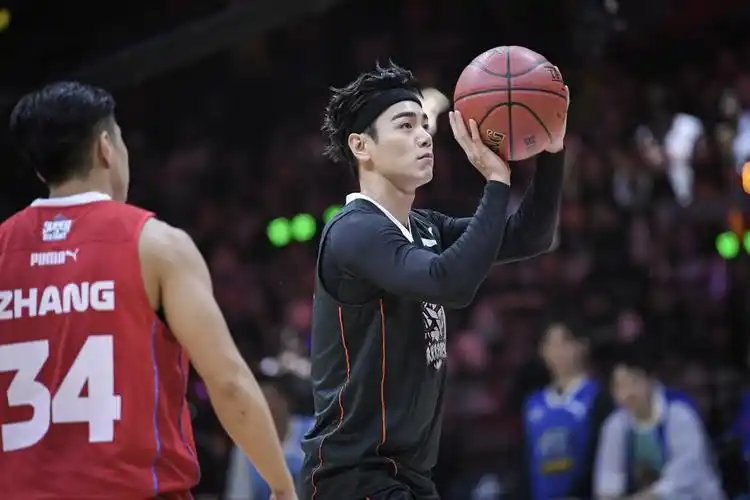 超级企鹅红色联盟决赛:禾浩辰双绝杀 黑暗骑士团胜火狐