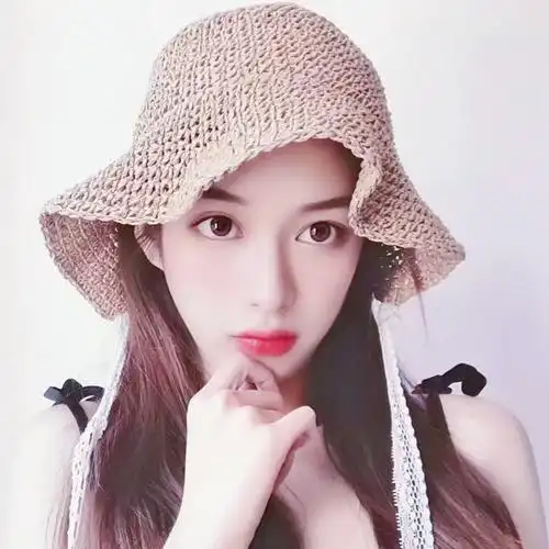 针织帽大眼靓妹子头像