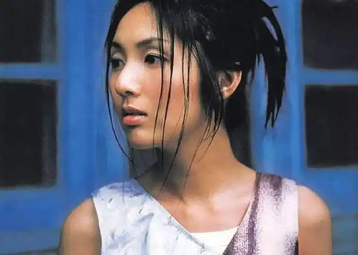 "天后"杨千嬅:错过陈奕迅,情断郑中基,最终选择了丁子高