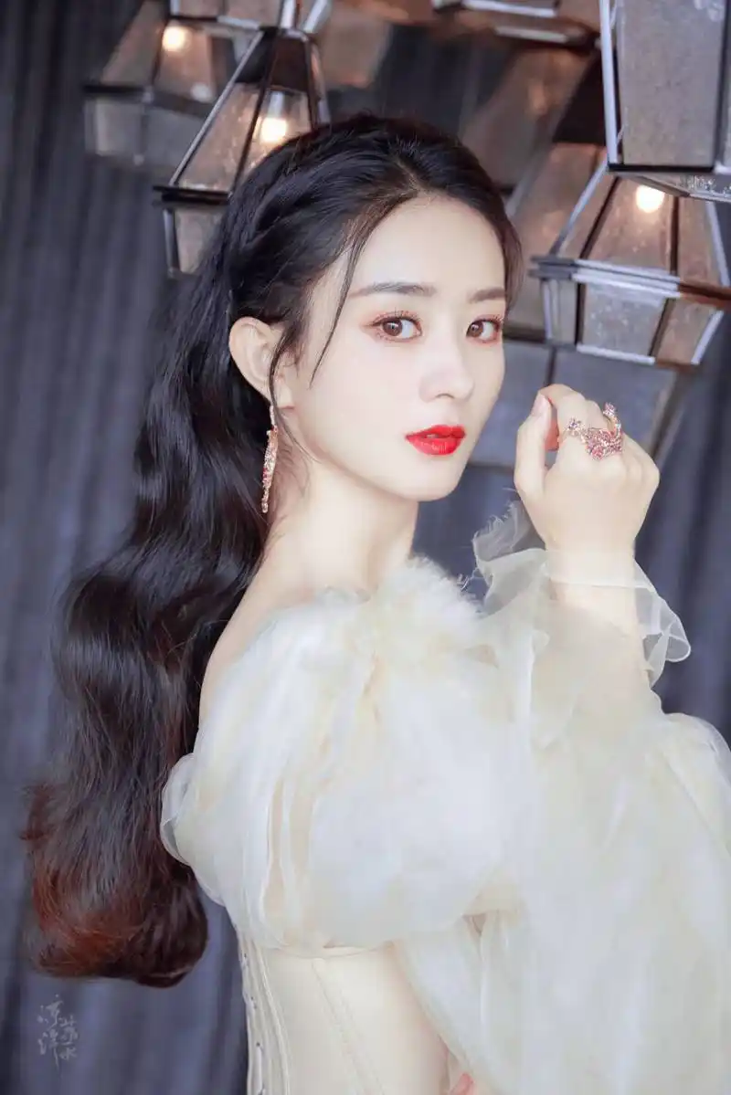 为什么那么多人喜欢赵丽颖?盘点她的励志语录,感受满满的正能量