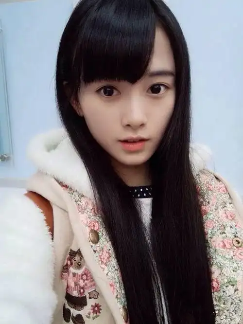 中国最美女生第一名_竞价网