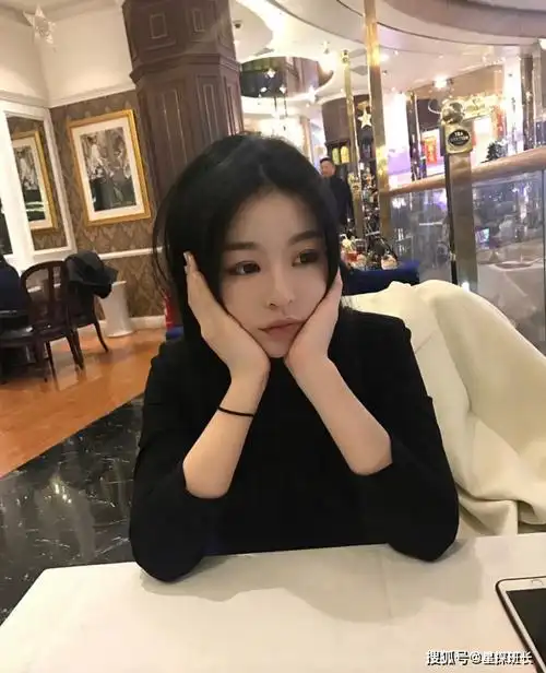 好声音退赛学员马心怡大量个人私照曝光网红视感十分浓烈